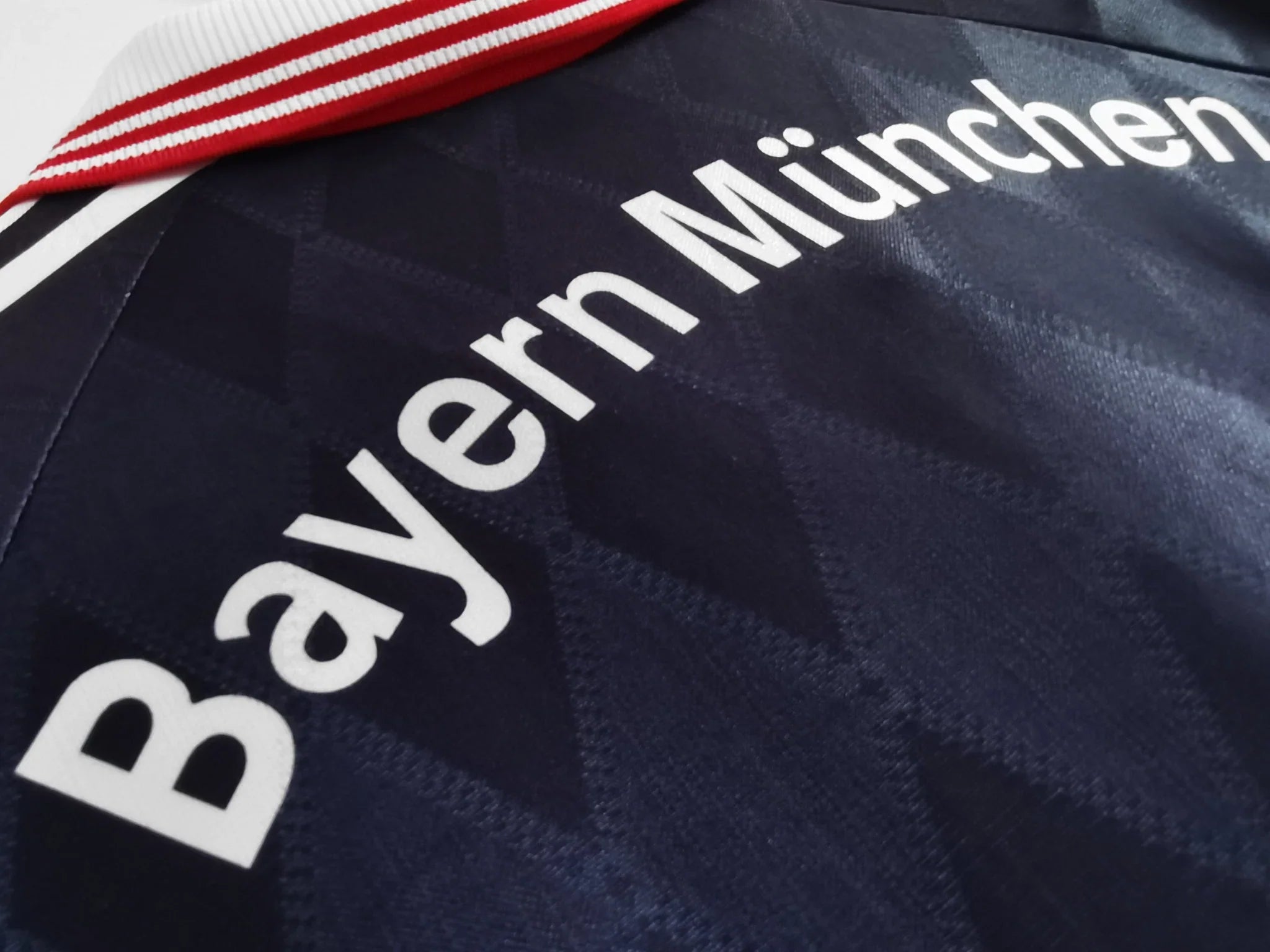BAYERN MUNICH 1997/99 RETRO