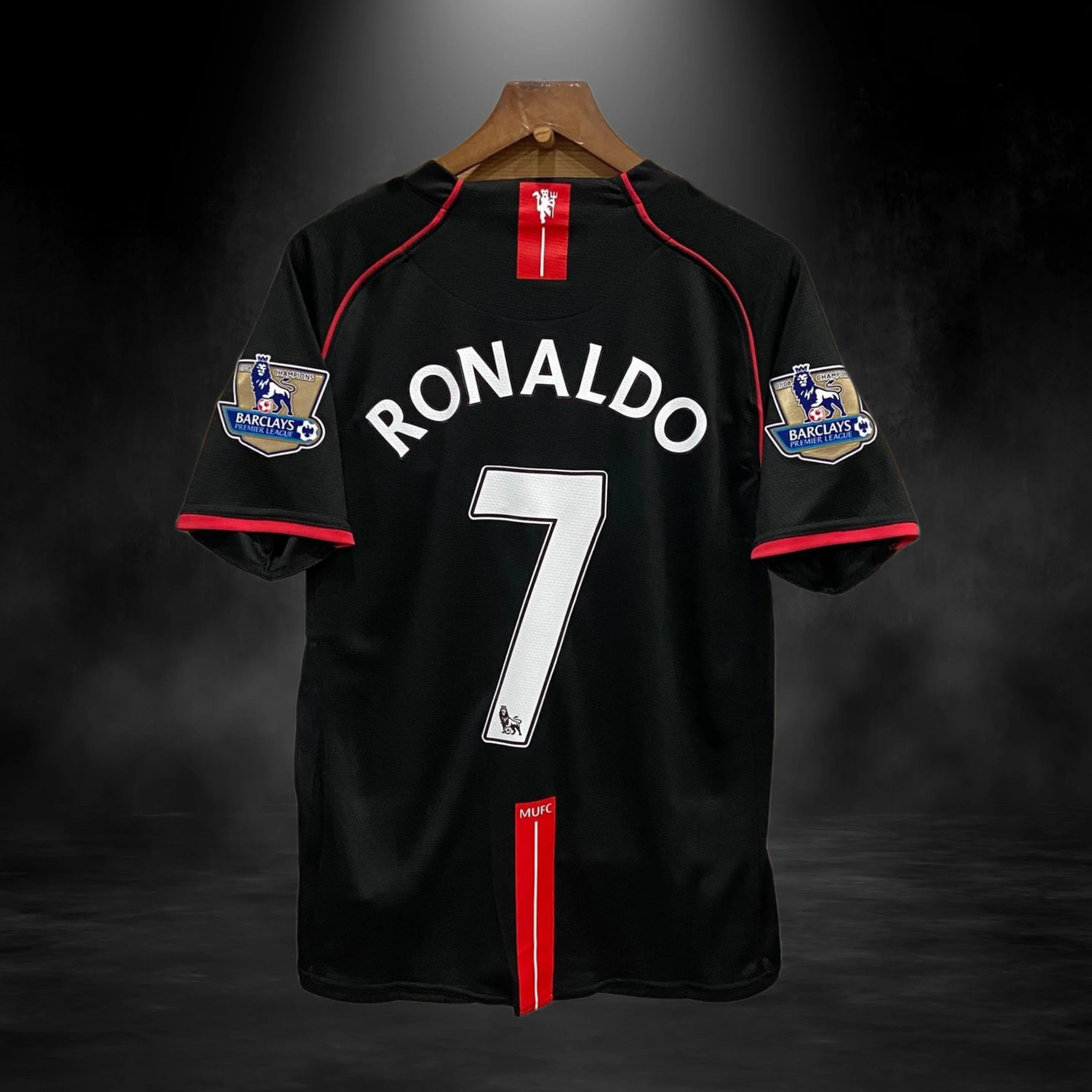 MANCHESTER UNITED 2007-08 AWAY RETRO